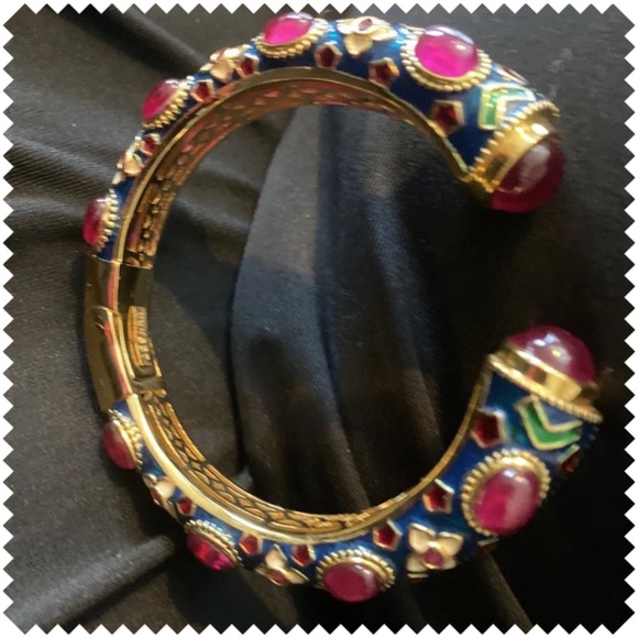 18kt Yellow Gold Ruby Blue Clasp Bracelet - Picture 3 of 3